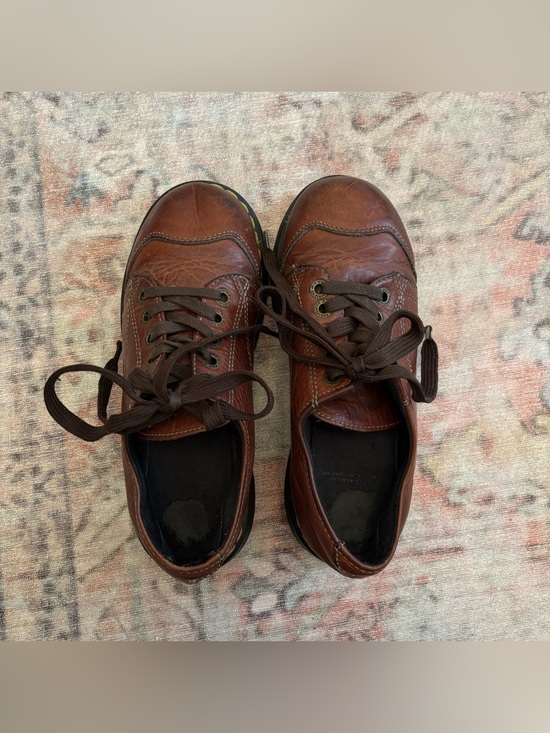 Dr. Martens Shoes - Chesnut Dr. doc Martens AirWair chunky/platform Oxford Women’s US 8